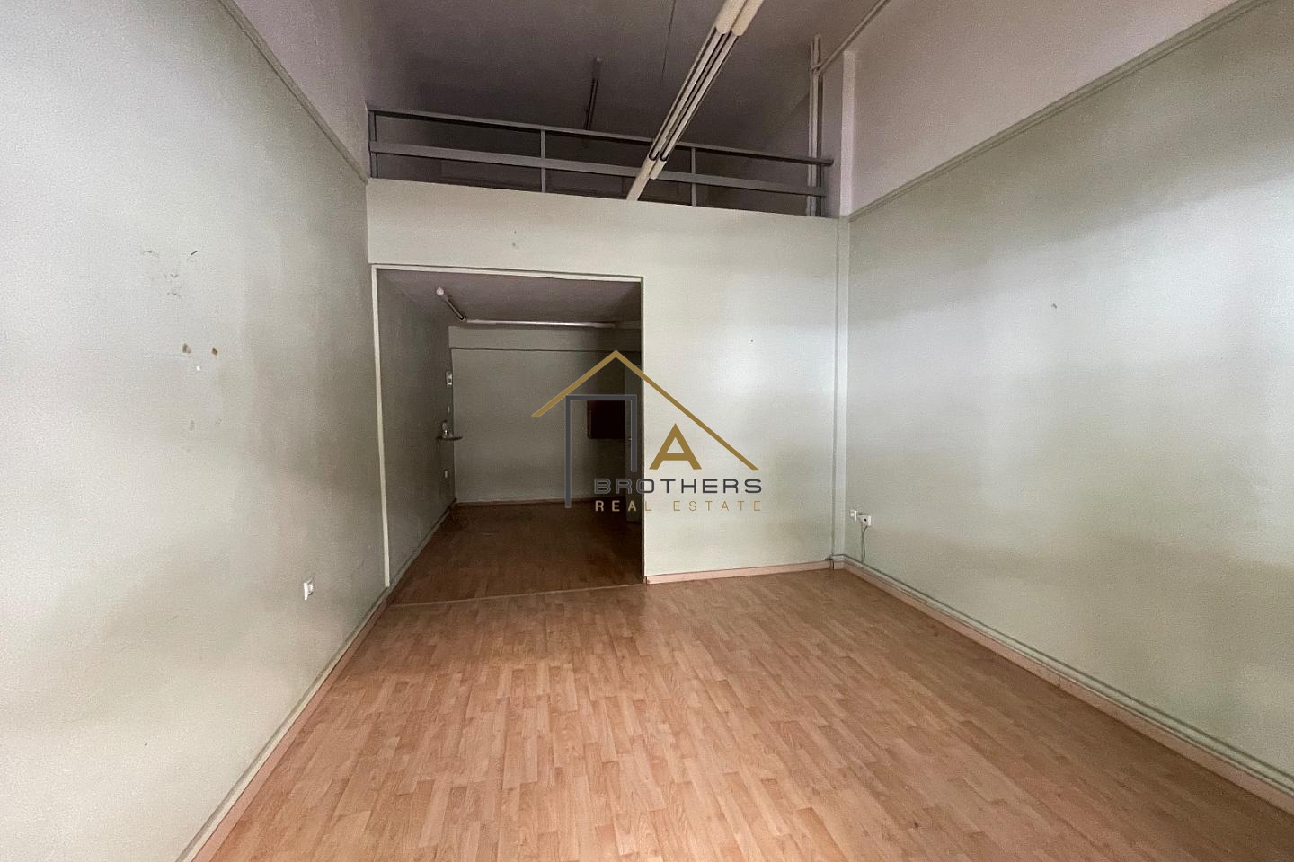 property-img