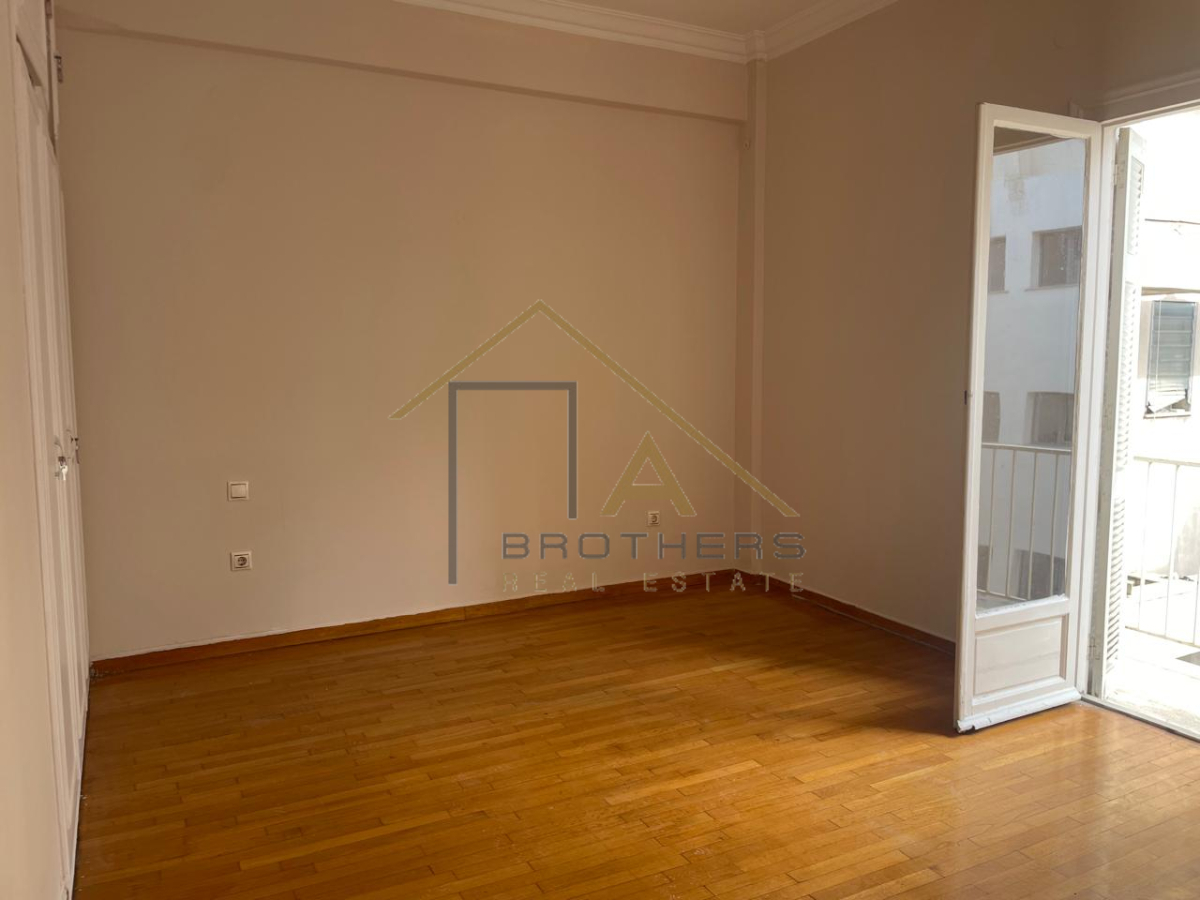 property-img